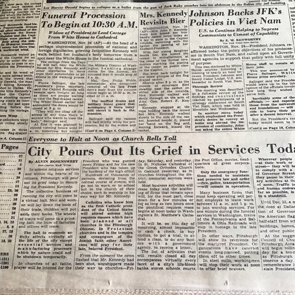 VINTAGE Sealed Historical Newspaper Oswald Slain Kennedy Funeral - Picture 8 of 8